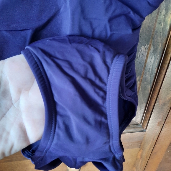 Lands' End Slendersuit Grecian Low Leg One Piece Swimsuit Blackberry 517227 - Picture 9 of 16